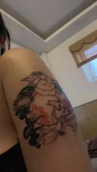 -鳌首刺青纹身 穿孔饰品店