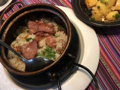 -香巴拉云南餐厅(华莱坞店)