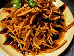 馓子拌皮蛋-巴厘龙虾·榜首油焖大虾(旗舰店·万松园)
