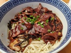 -沪西老弄堂面馆(定西路店)