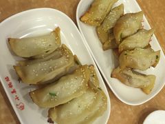 -小姜锅贴(凤凰街店)