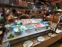 -松山湖凯悦酒店·Café自助餐厅·周末火舞秀表演