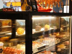 面包甜点陈列柜-麦当劳(哈西万达店)