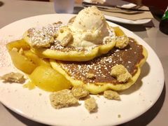 -Pancakes on the rocks(Darling Harbour)