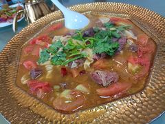 柿子炖牛肉-龙香居海鲜浑锅家常菜·特色驴肉