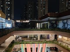 -瑞虹新天地月亮湾