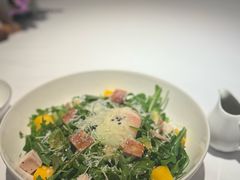 温泉蛋芝麻菜沙拉-粤界(望京金辉店)