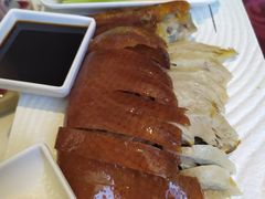 -依江春水烤鸭店