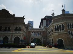 -苏丹阿都沙末大厦