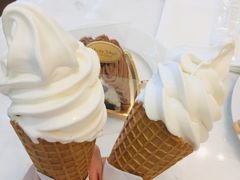 香草牛乳软冰淇淋-布歌东京(金融街购物中心店)