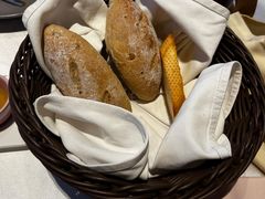-窗外西餐厅(普罗理想国店)