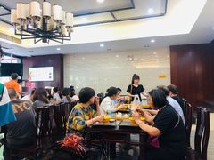 大堂-毛华美食(清扬路店)