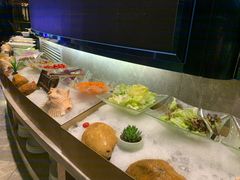 自助取餐区-粤海璇宫·木棉花高空旋转餐厅·聚会派对