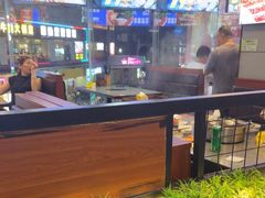 -罗二娘·鲜切牛自助火锅(罗湖东门步行街店)