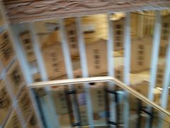 -霸王茶姬(南强街店)