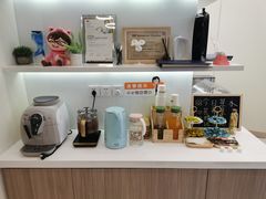-维乐口腔(美维云门诊陆家嘴店)