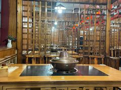 -果松木炭酸菜铜火锅·外婆参鸡汤