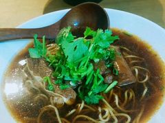 半斤半肉拉面-厝内小眷村(天河南一路店)