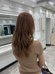 -镁连社·美联社