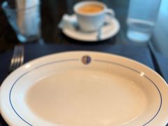 -福楼毕斯罗F Bistronome(国贸商城约会地标景观店)