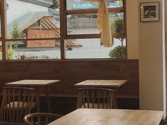 靠窗位-禾气食店