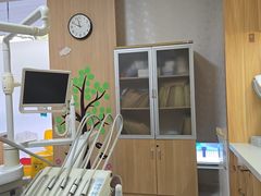 -上海仁爱医院口腔科 · 种植