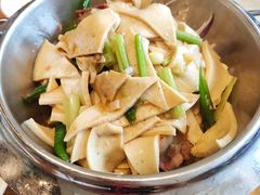 -秦香阁·西北家常菜(徐汇日月光中心店)