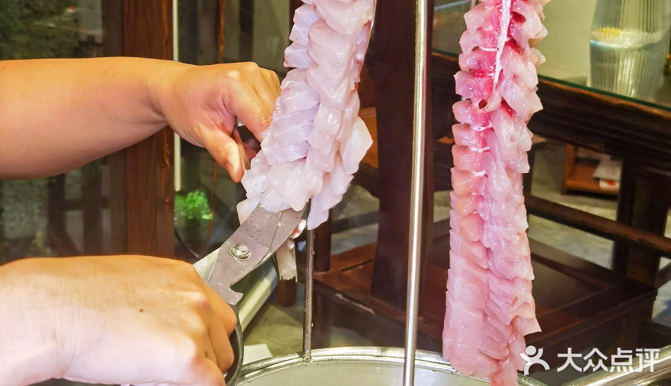 巨隐藏巨好吃的宝藏粤菜，小院儿太舒服了！