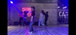 -CASTER跳舞俱乐部