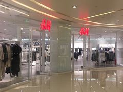 -H&M(华润万象城店)