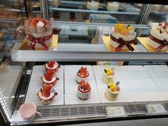 -花花卷卷·鲜食蛋糕(静安久光百货店)