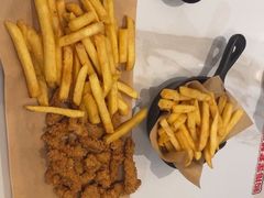 -必胜客(砂之船中东奥莱店)