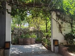 -千滋百味·醉江澜花园餐厅(街道口店)