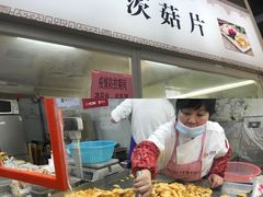 门面-万家邻里彩香菜市场
