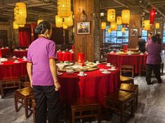 -艳阳天民俗村(公园路店)