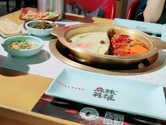 -麻辣英雄重庆火锅(二城广场店)