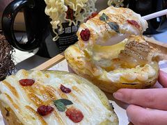-鸣记脆皮烤鱼·海鲜烤鱼(三八广场店)