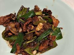 辣椒炒肉-新沸腾鱼乡(世贸天阶店)