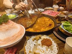 -旧街市鲜货老火锅(大光路店)