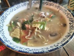 -霆记海鲜·只为这碗面(滨江店)