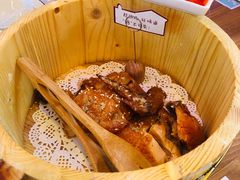 -临界音乐酒馆·小龙虾·江湖菜(华熙LIVE·鱼洞店)