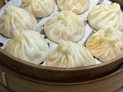 -馋三尺蟹粉小笼(人民广场店)