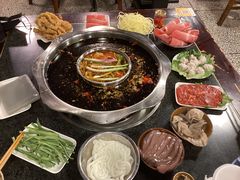 -邓莽子老火锅(中兴路总店)