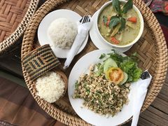 -乌托邦酒吧和餐厅