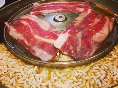 -猪啊牛呀羊啊铜盘烤肉(正大广场店)