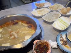 -光头药膳鸡(莱茵小镇店)