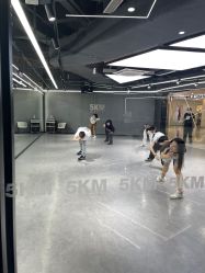 -5KM舞蹈街舞工作室