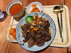 -POKEE VIA&Brunch·维娅(重庆来福士店)