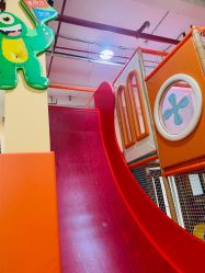 -动力星球家庭亲子游乐中心