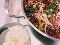 -蓉三少冒烤鸭·四川小吃集(北京首店)